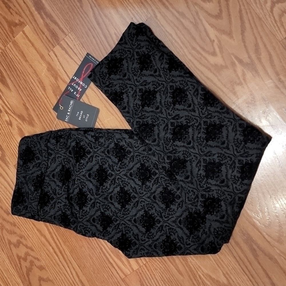 New with tags Zac & Rachel pants med